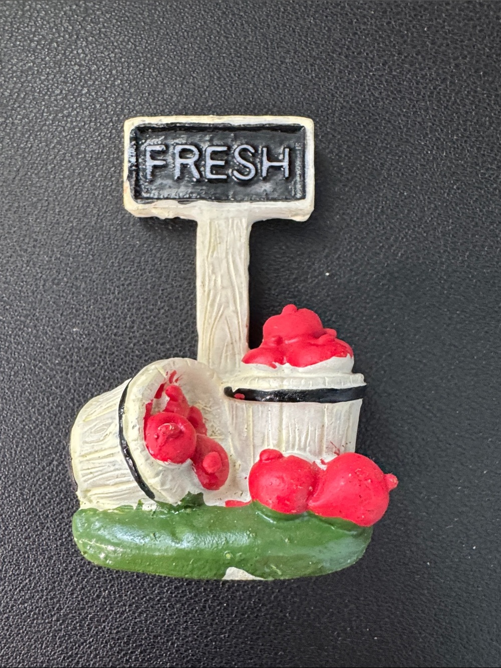 Miniature Farmers Market Apple Stand Sign Figurine Dollhouse Fairy Garden